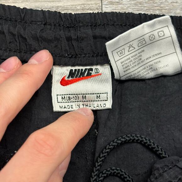 Vintage 90s Nike Black White Womens M Nylon Big Swoosh Nylon Running Shorts‎ - Picture 3 of 10